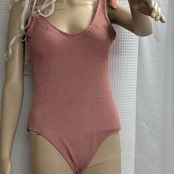 Kona Sol Women's Pink One Piece Swimsuit. M - Picture 1 of 9